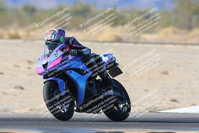 media/Jan-10-2025-CVMA Friday Practice (Fri) [[489e0da257]]/Group 4 and Trackday/Session 5 (Turn 7)/